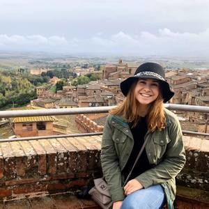 Meet your Posher, Emma